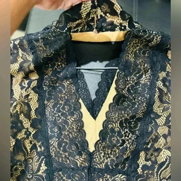 BLACK WIDOW LACE BODYSUIT TOP WINDSOR SIZE SMLL TO MED FITS - Picture 8 of 11